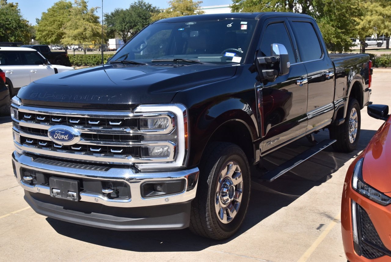 Certified 2024 Ford F250 Lariat w/ Lariat Ultimate Package AWD/4WD image 2