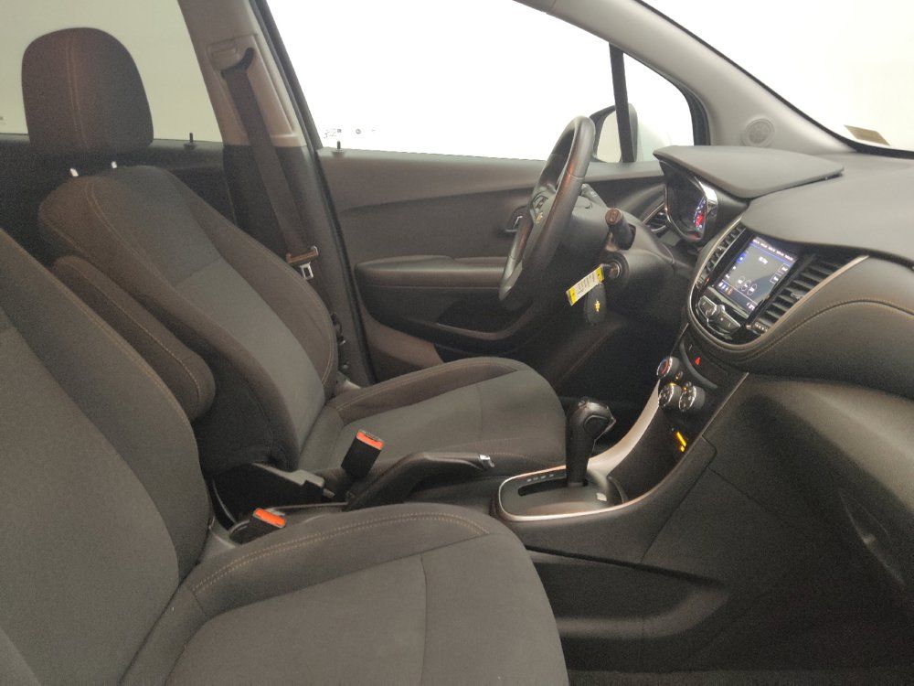 Used 2020 Chevrolet Trax LS w/ Tint and Cruise Package FWD image 21