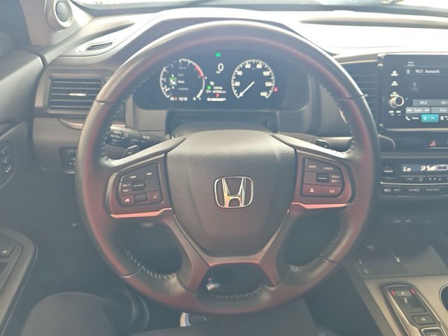 Used 2025 Honda Ridgeline RTL image 12