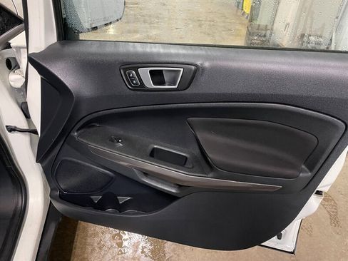 Used 2019 Ford EcoSport SE w/ SE Convenience Package image 22