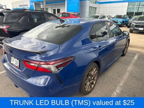 Used 2024 Toyota Camry SE AWD/4WD image 6