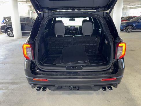 Used 2024 Ford Explorer ST w/ Equipment Group 401A image 14