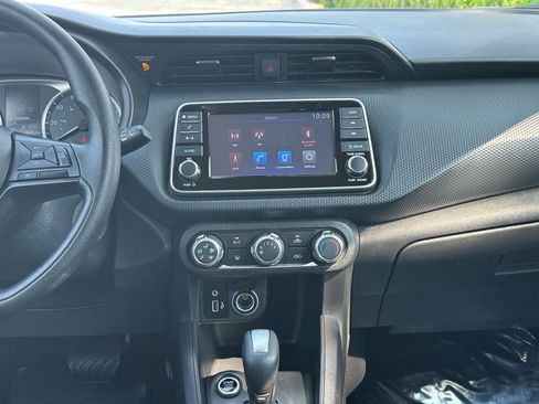 Used 2024 Nissan Kicks S image 26