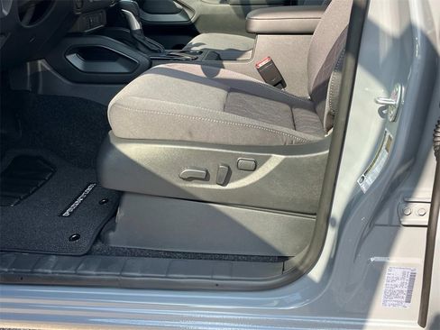 New 2026 Nissan Frontier SV image 21