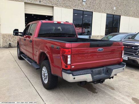 Used 2020 Ford F250 XLT w/ XLT Value Package image 4