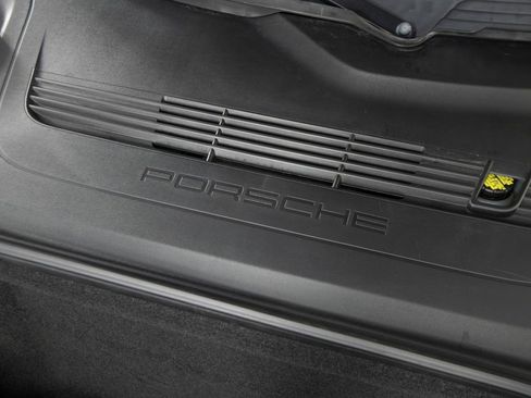 Certified 2021 Porsche 718 Boxster Spyder image 61