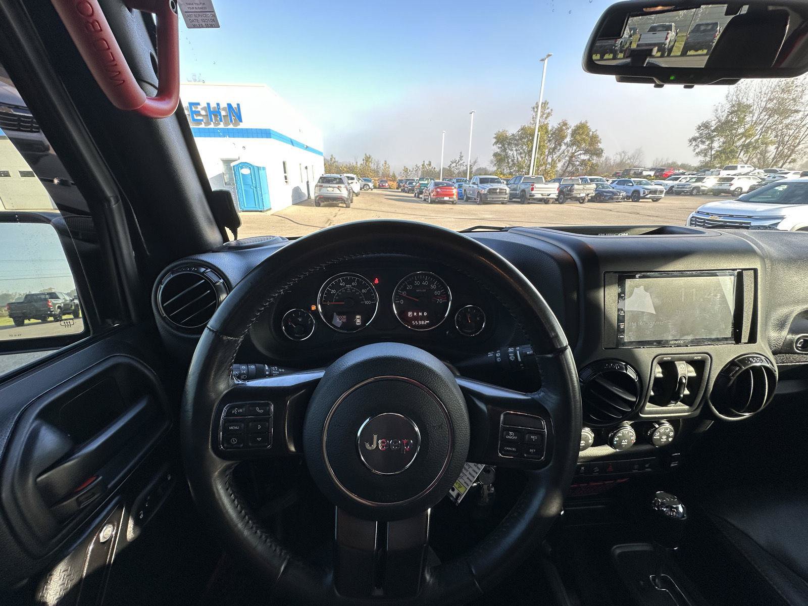 Used 2018 Jeep Wrangler Unlimited Rubicon AWD/4WD image 26