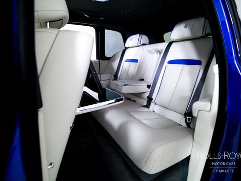 Certified 2024 Rolls-Royce Cullinan Black Badge w/ Dark Exterior Package image 19