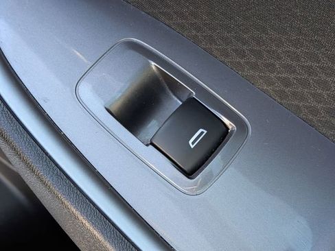 Used 2024 Chevrolet Malibu LT image 35