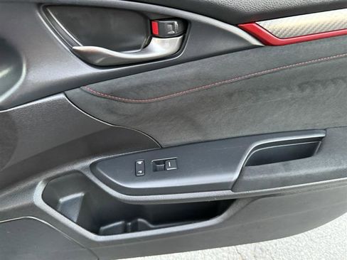 Used 2019 Honda Civic Type R image 14