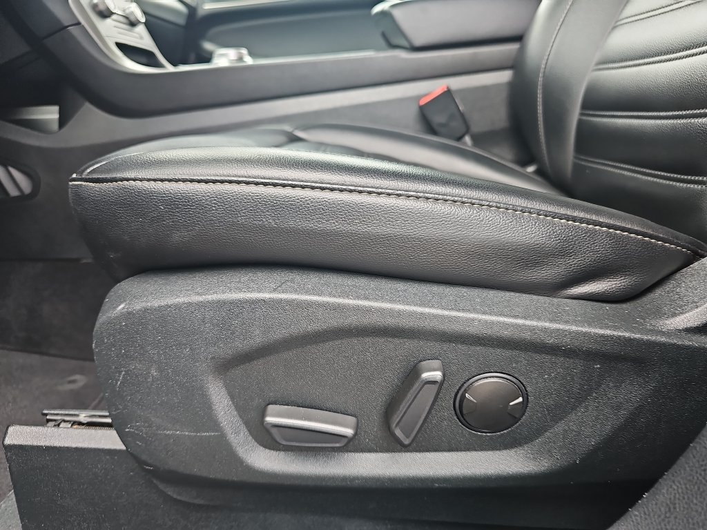 Used 2022 Ford Edge SEL AWD/4WD image 28
