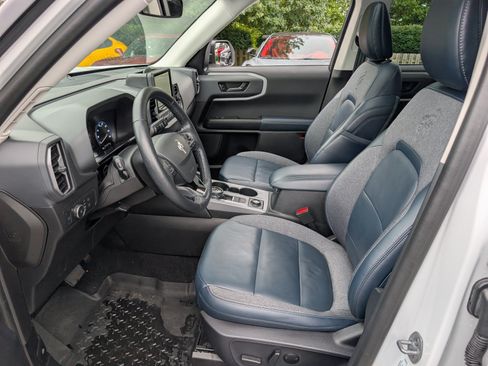 Used 2022 Ford Bronco Sport Outer Banks w/ Tech Package AWD/4WD image 16