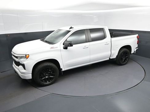 Used 2023 Chevrolet Silverado 1500 RST AWD/4WD image 25