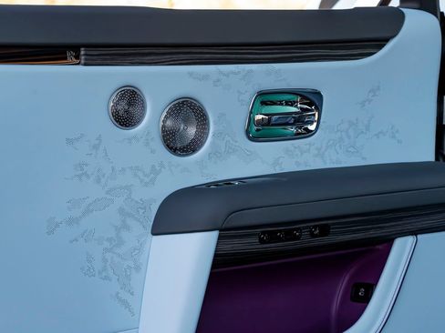 Certified 2026 Rolls-Royce Ghost Extended Wheelbase AWD/4WD image 30