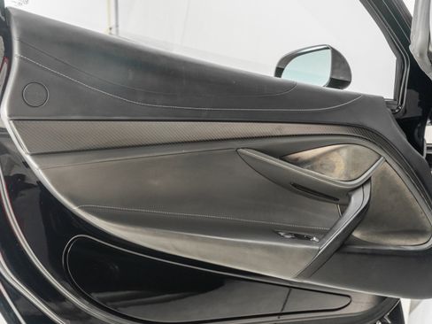 Used 2019 McLaren 720S Luxury image 43