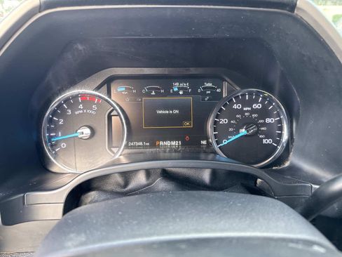 Used 2018 Ford F250 Lariat w/ Chrome Package image 35