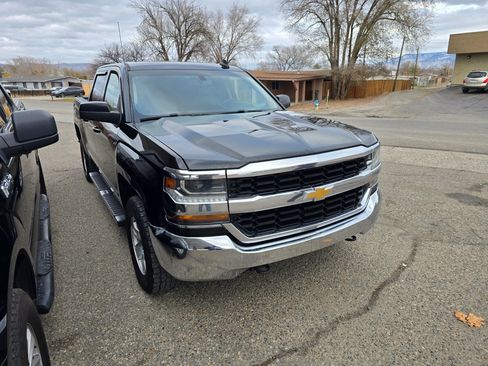 Used 2018 Chevrolet Silverado 1500 LT image 2