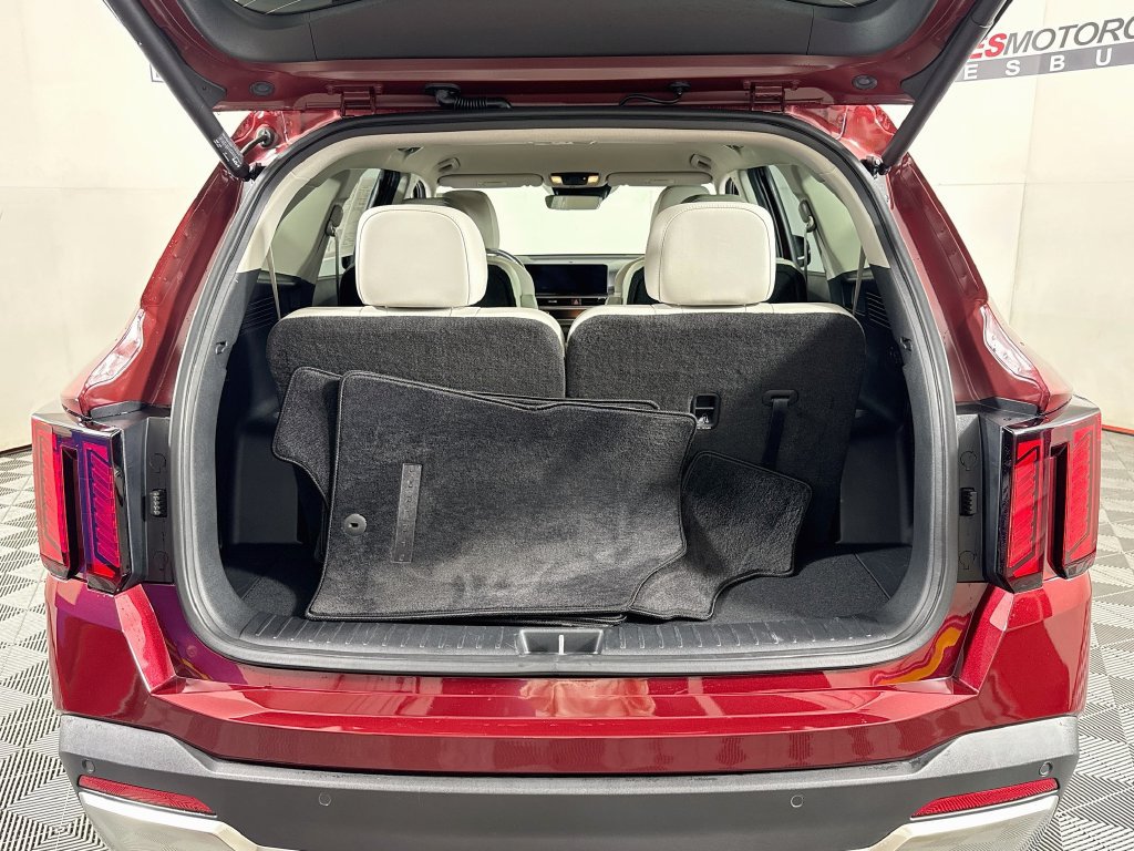 Used 2025 Kia Sorento EX AWD/4WD image 26