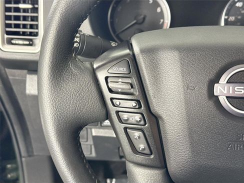 Used 2023 Nissan Frontier SV w/ SV Convenience Package image 17