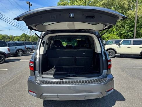 Used 2024 Nissan Armada Platinum w/ Captain's Chairs Package AWD/4WD image 8