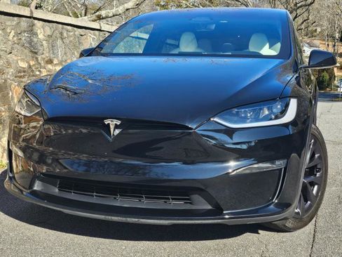 Used 2023 Tesla Model X image 77