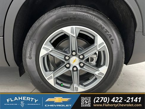 Used 2026 Chevrolet Blazer LT FWD image 18