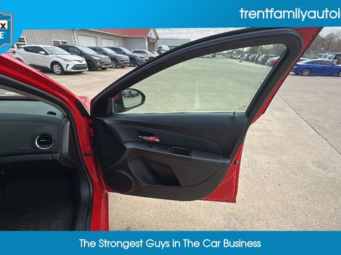 Used 2016 Chevrolet Cruze LT image 45