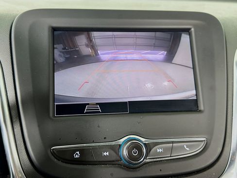 Used 2022 Chevrolet Equinox LT image 35