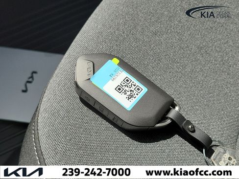 New 2026 Kia K4 FWD image 30