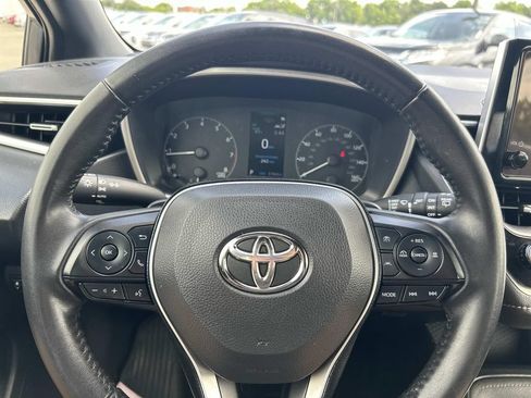 Used 2025 Toyota Corolla SE FWD image 31