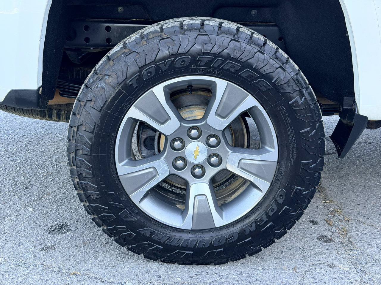 Used 2018 Chevrolet Colorado Z71 AWD/4WD image 25