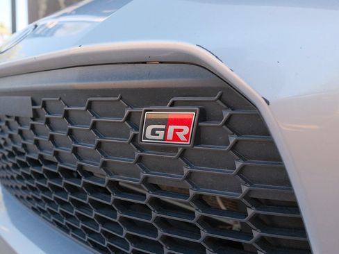 Used 2022 Toyota GR86 w/ ALL Weather Mat Package (TMS) RWD image 36