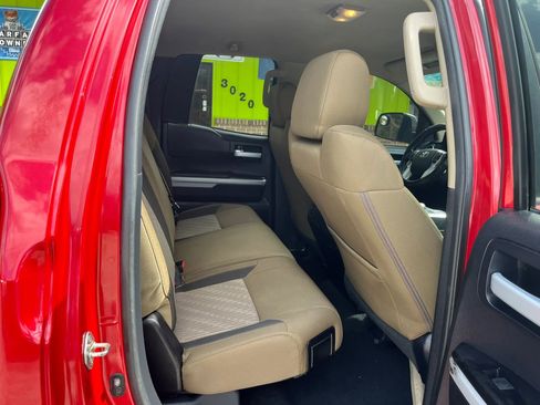 Used 2016 Toyota Tundra SR5 w/ SR5 Upgrade Package image 26