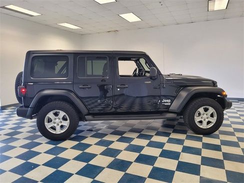 Used 2020 Jeep Wrangler Unlimited Sport S image 8