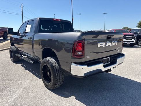 Used 2025 RAM 2500 Tradesman AWD/4WD image 4