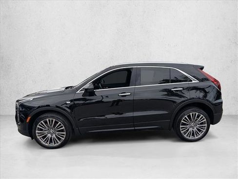 Used 2024 Cadillac XT4 Premium Luxury image 9