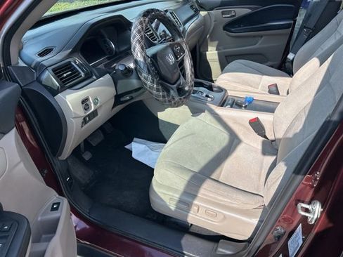 Used 2021 Honda Pilot EX image 6