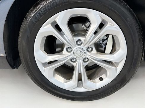 Certified 2024 Honda Accord LX image 31