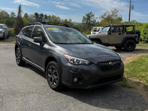 Used 2022 Subaru Crosstrek 2.5i Sport w/ Moonroof Package AWD/4WD image 1