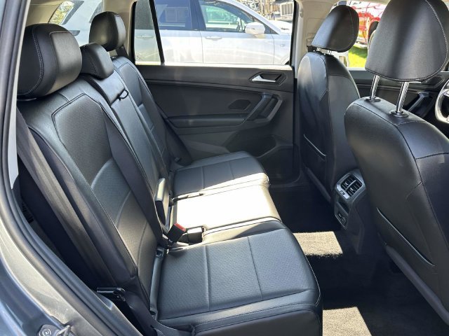 Used 2019 Volkswagen Tiguan SE AWD/4WD image 20