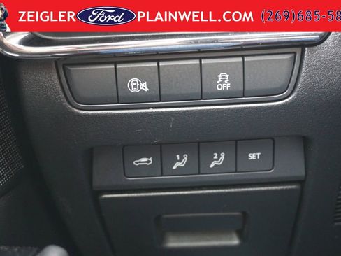 Used 2024 MAZDA MAZDA3 s AWD/4WD image 29