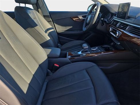 Used 2019 Audi A4 2.0T Premium w/ Convenience Package image 12