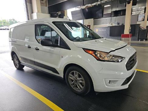 Used 2023 Ford Transit Connect XLT FWD image 3