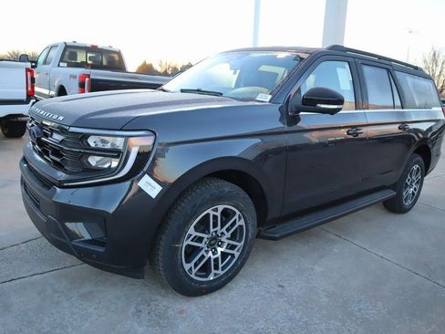 New 2026 Ford Expedition Max Active image 13