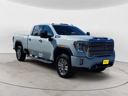 Used 2023 GMC Sierra 2500 Denali AWD/4WD image 3