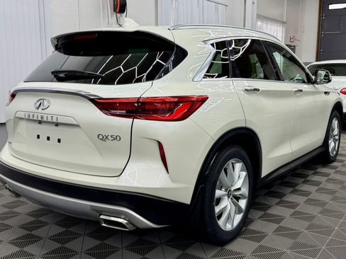 Used 2019 INFINITI QX50 Essential w/ Proactive Package image 4
