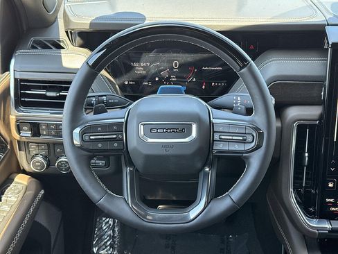 New 2026 GMC Yukon XL Denali Ultimate AWD/4WD image 8