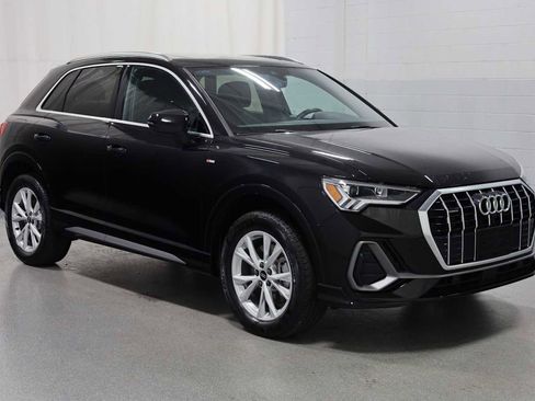 Used 2023 Audi Q3 2.0T Premium Plus w/ Premium Plus Package image 13