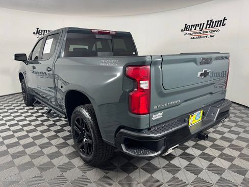 Used 2025 Chevrolet Silverado 1500 LT Trail Boss w/ Convenience Package II AWD/4WD image 7