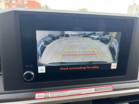 Used 2025 Toyota Tacoma SR5 image 13